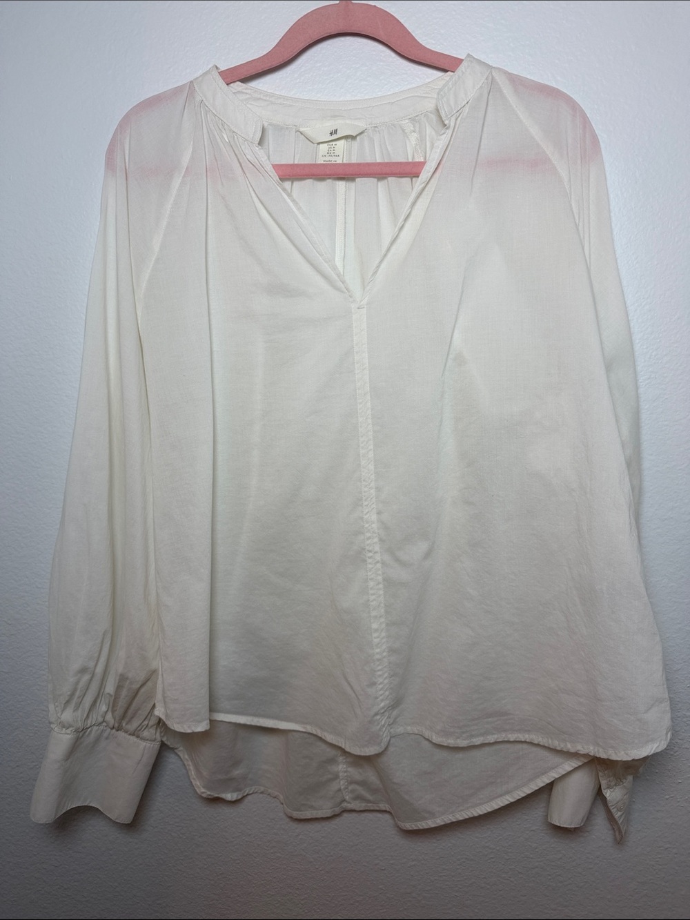 H&M Off-White V-Neck Long Sleeve Blouse